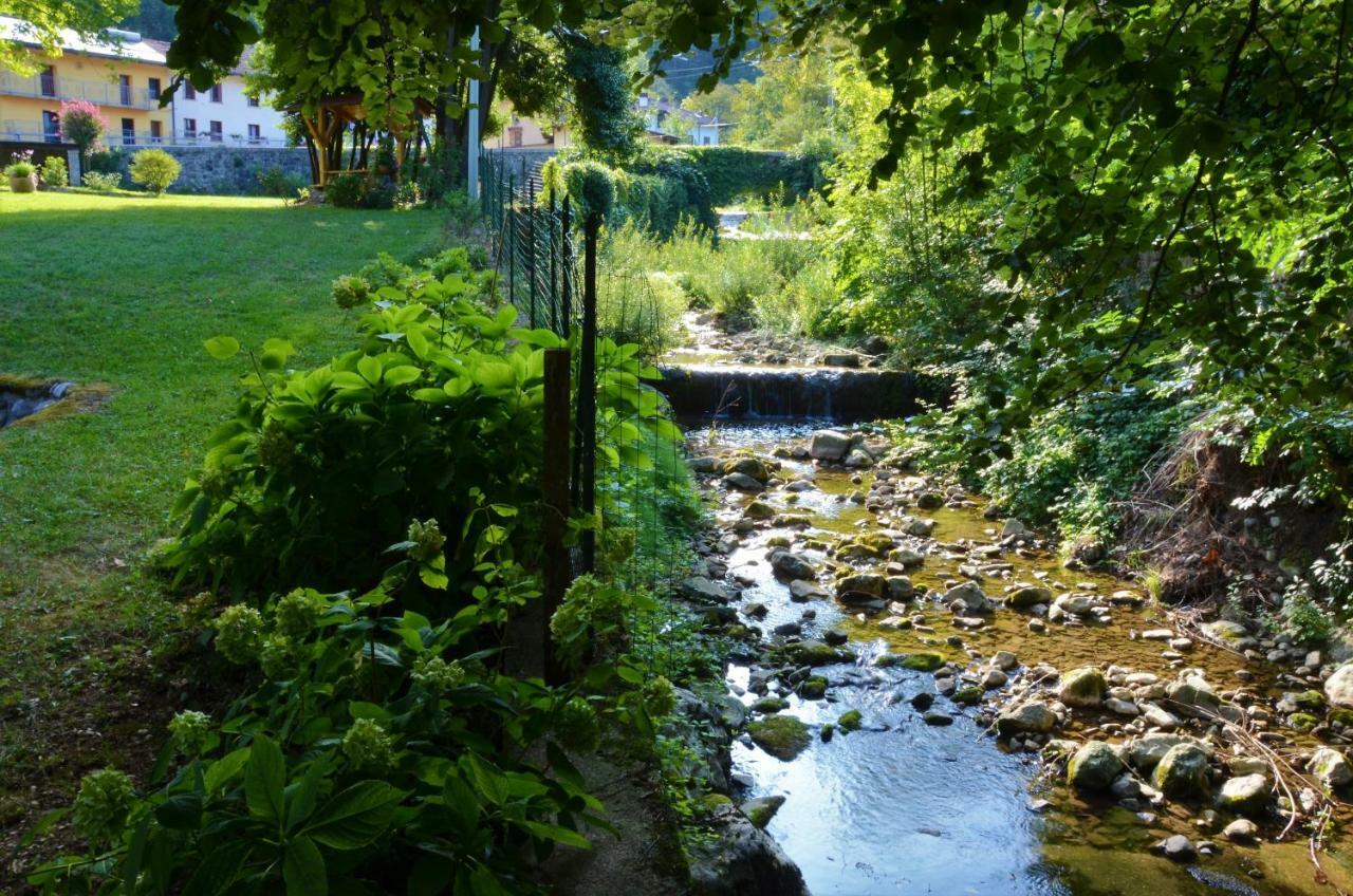 Pikes Villa Pulfero Eksteriør bilde